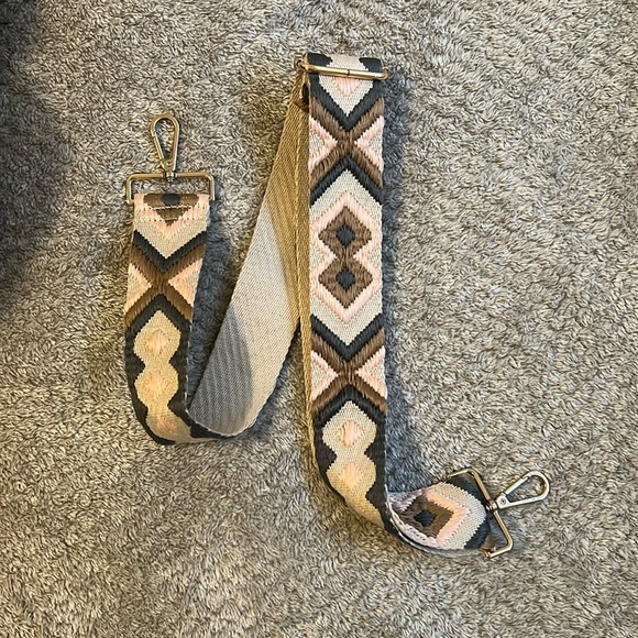Bag strap! - Picture 1 of 3